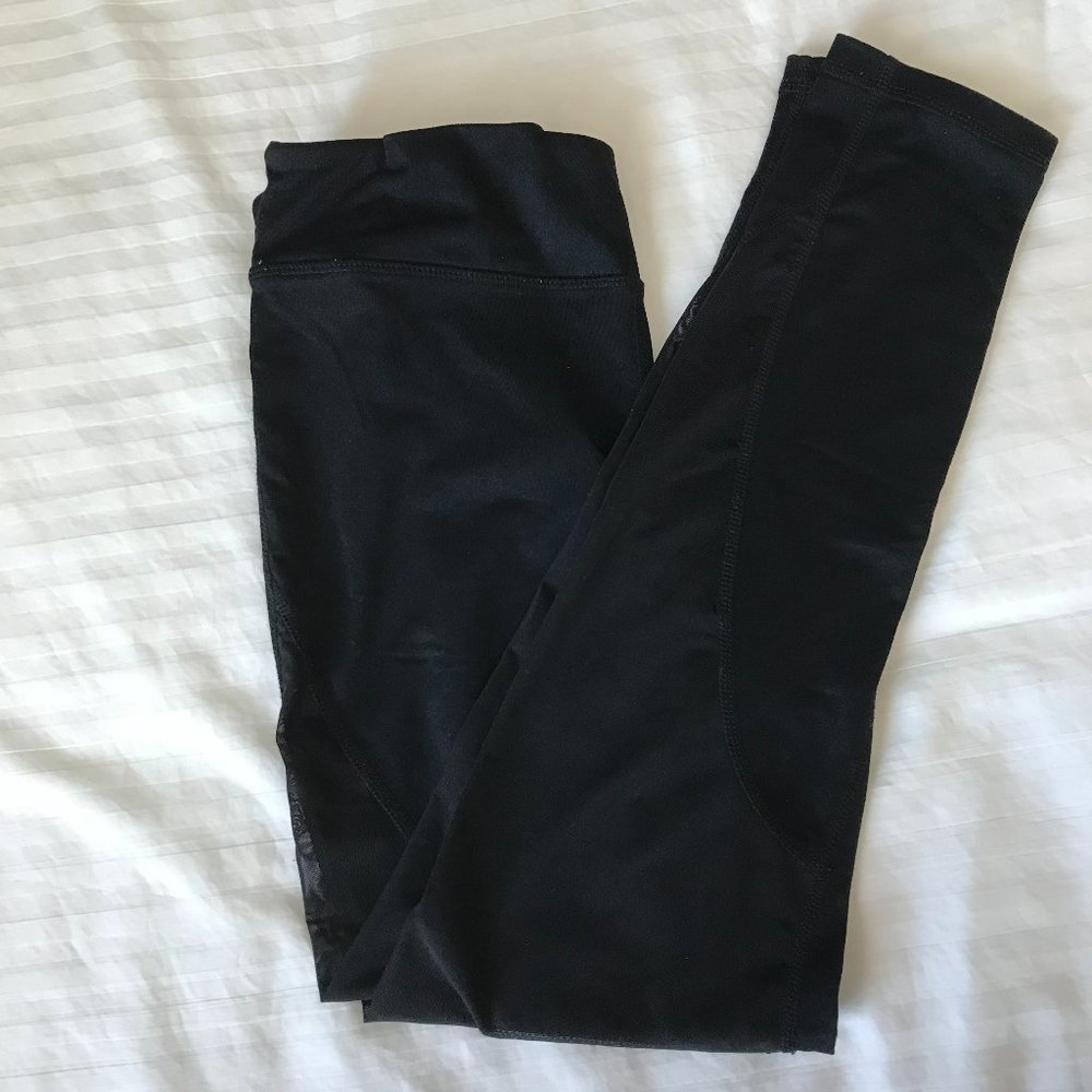 Garage - Black mesh legging